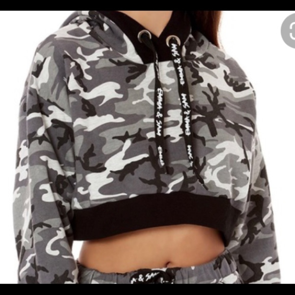 LF CROP CAMO HOOD❕SIZE SMALL❕